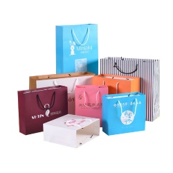 Personalized Paper Carry Bags